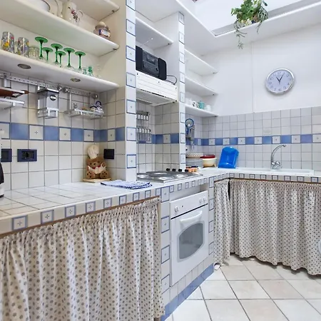 Summer Apartment